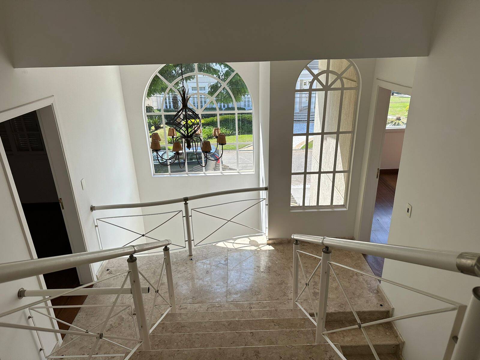 Casa à venda e aluguel com 4 quartos, 470m² - Foto 10