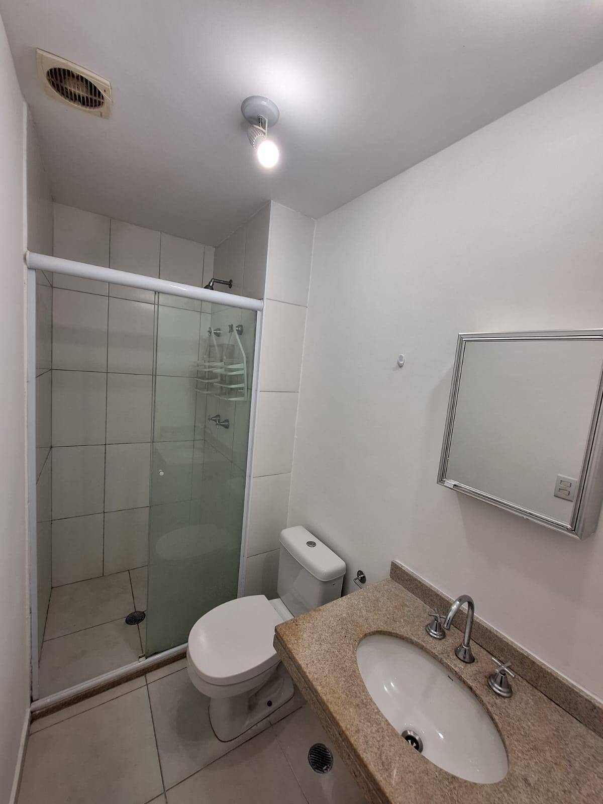 Apartamento para alugar com 1 quarto, 50m² - Foto 12