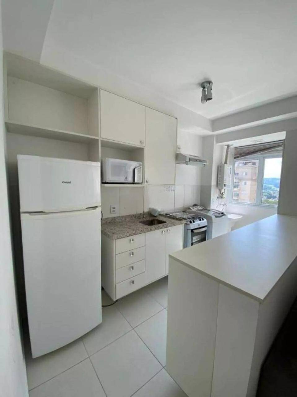 Apartamento para alugar com 1 quarto, 50m² - Foto 9