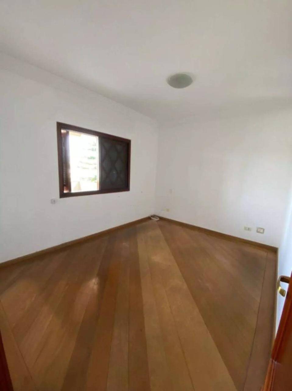 Apartamento para alugar com 5 quartos, 600m² - Foto 37