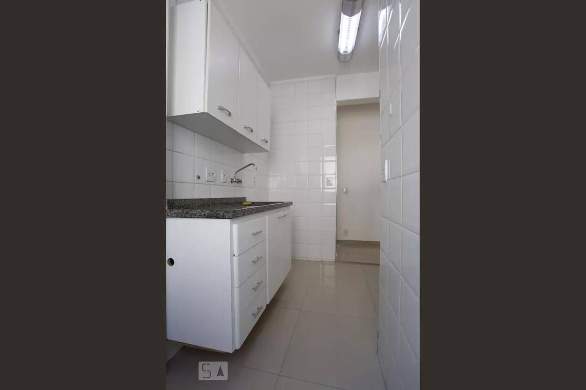 Apartamento para alugar com 2 quartos, 75m² - Foto 5