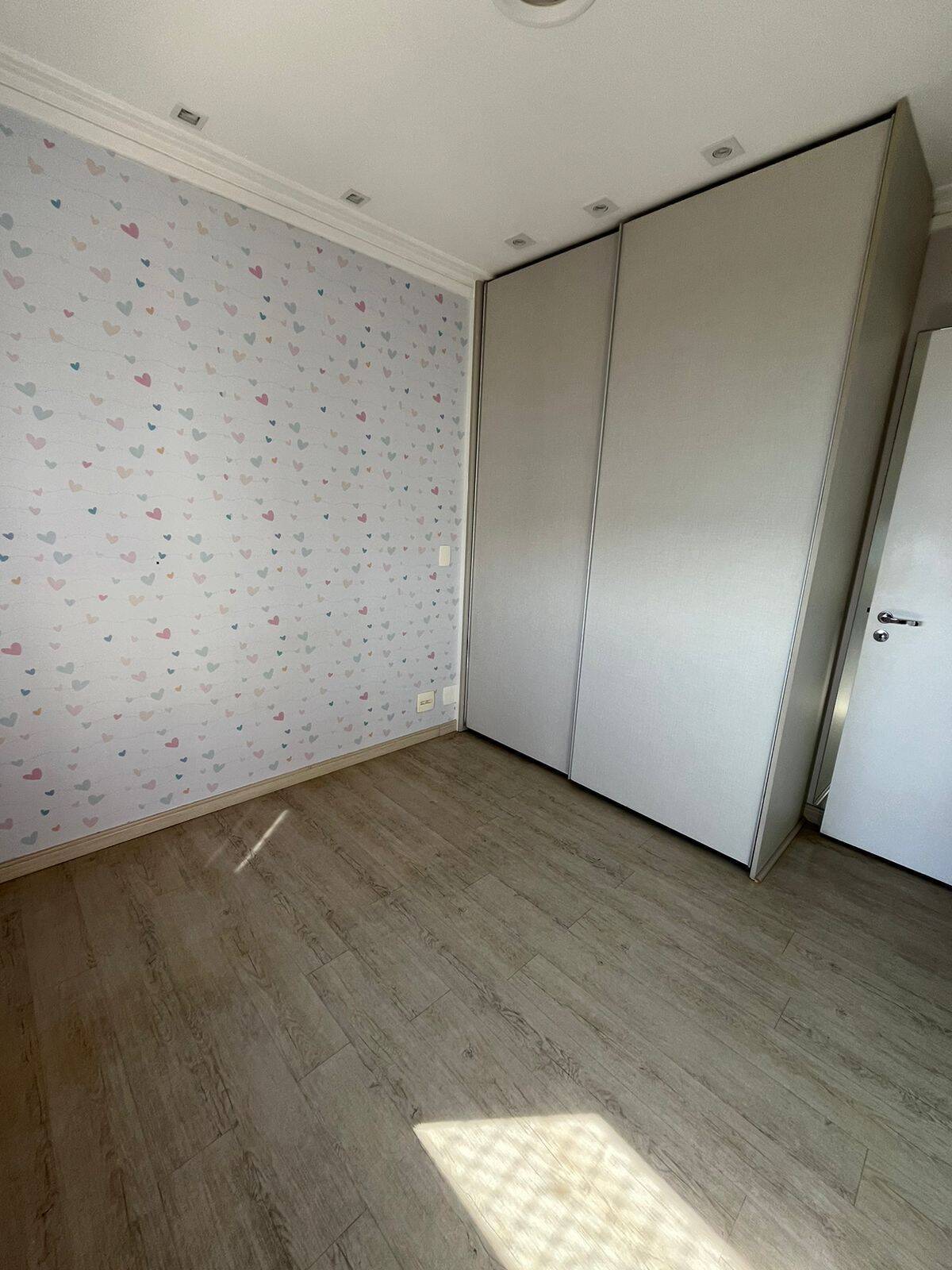 Apartamento para alugar com 2 quartos, 110m² - Foto 11