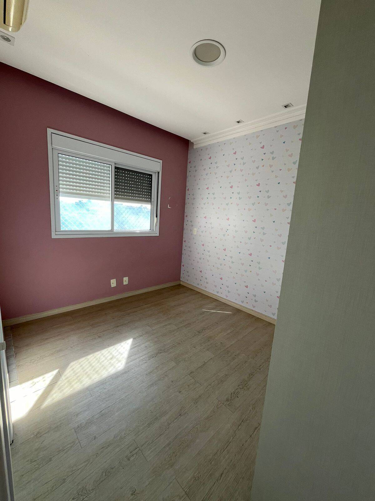 Apartamento para alugar com 2 quartos, 110m² - Foto 17