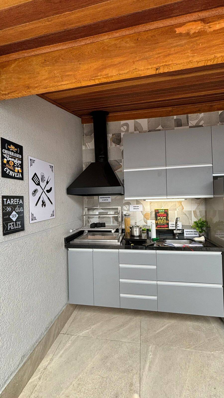 Casa à venda com 4 quartos, 160m² - Foto 14