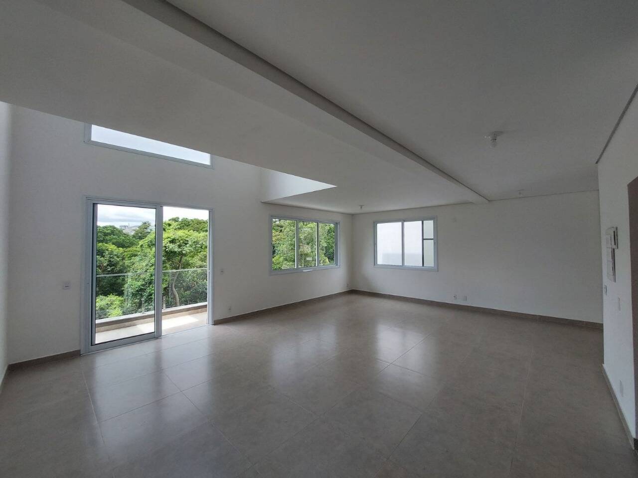 Casa à venda com 3 quartos, 286m² - Foto 15