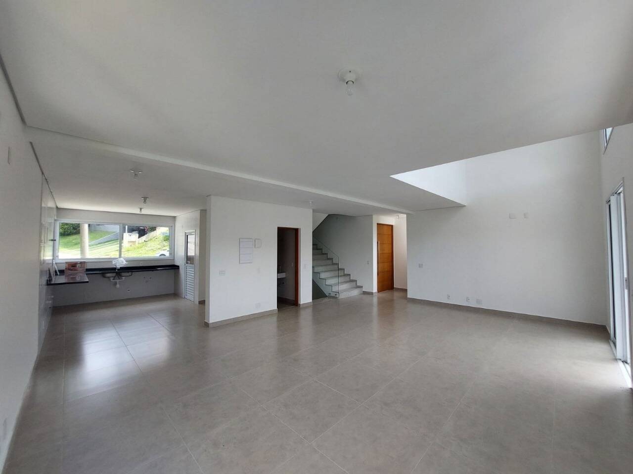 Casa à venda com 3 quartos, 286m² - Foto 16