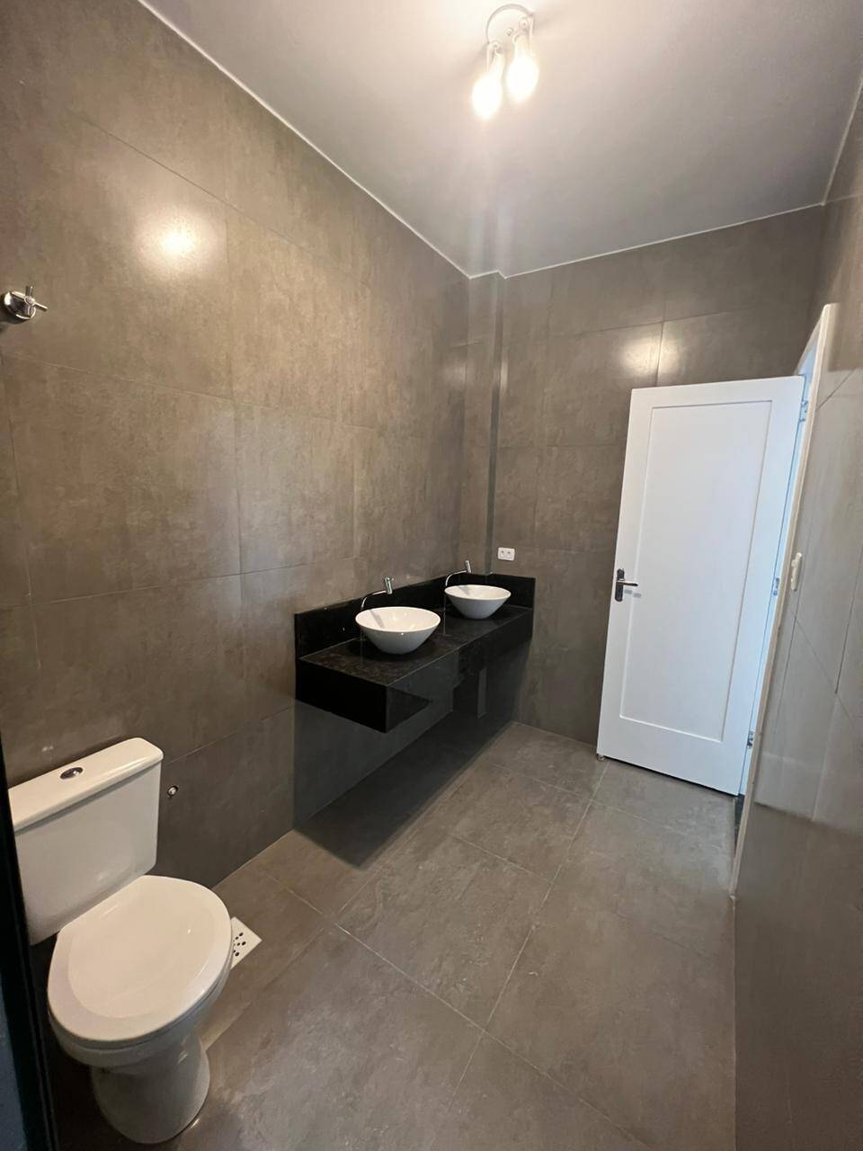 Casa à venda com 2 quartos, 89m² - Foto 5