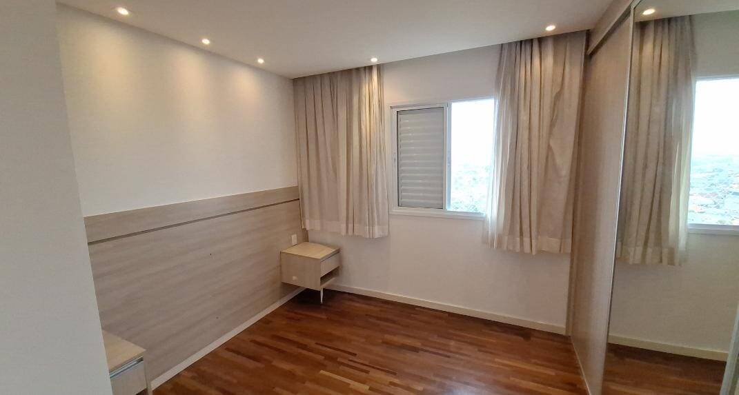 Apartamento à venda com 3 quartos, 85m² - Foto 4