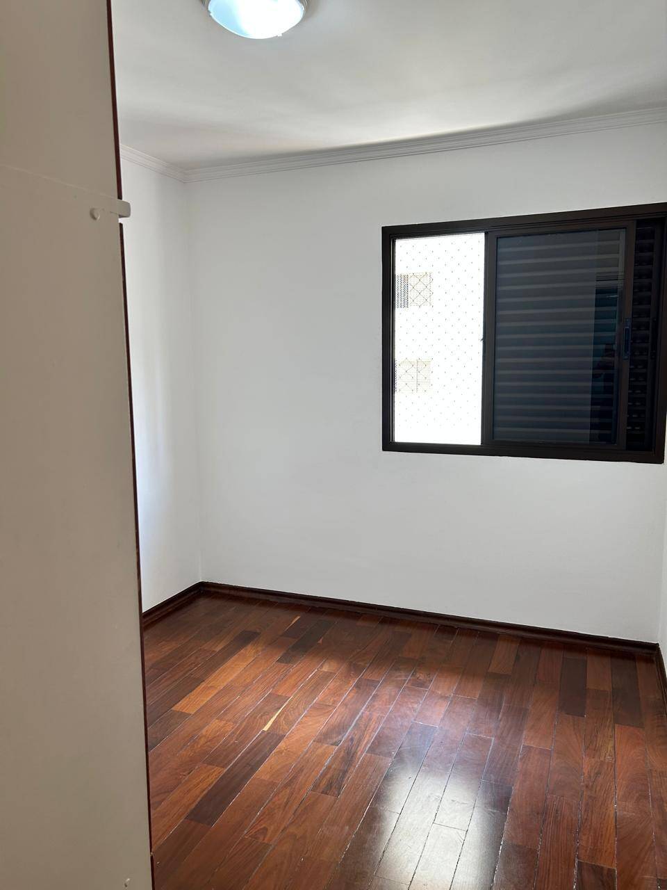 Apartamento para alugar com 3 quartos, 95m² - Foto 6