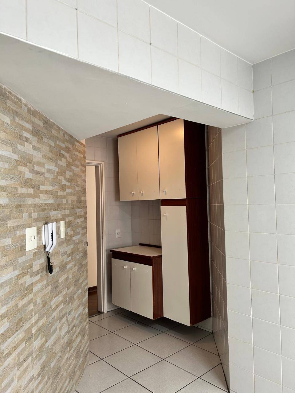 Apartamento para alugar com 3 quartos, 95m² - Foto 18