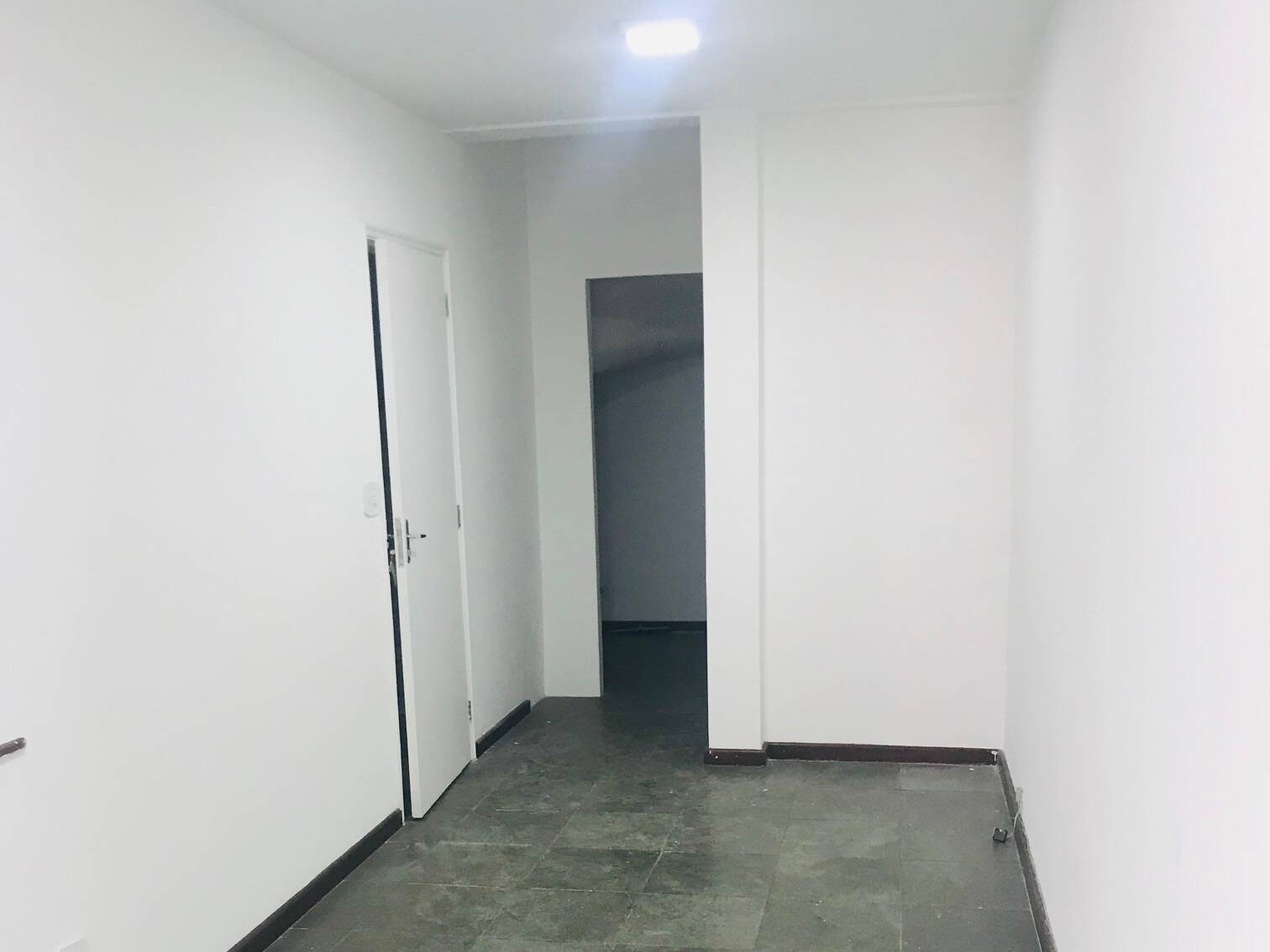 Prédio Inteiro para alugar, 49m² - Foto 16