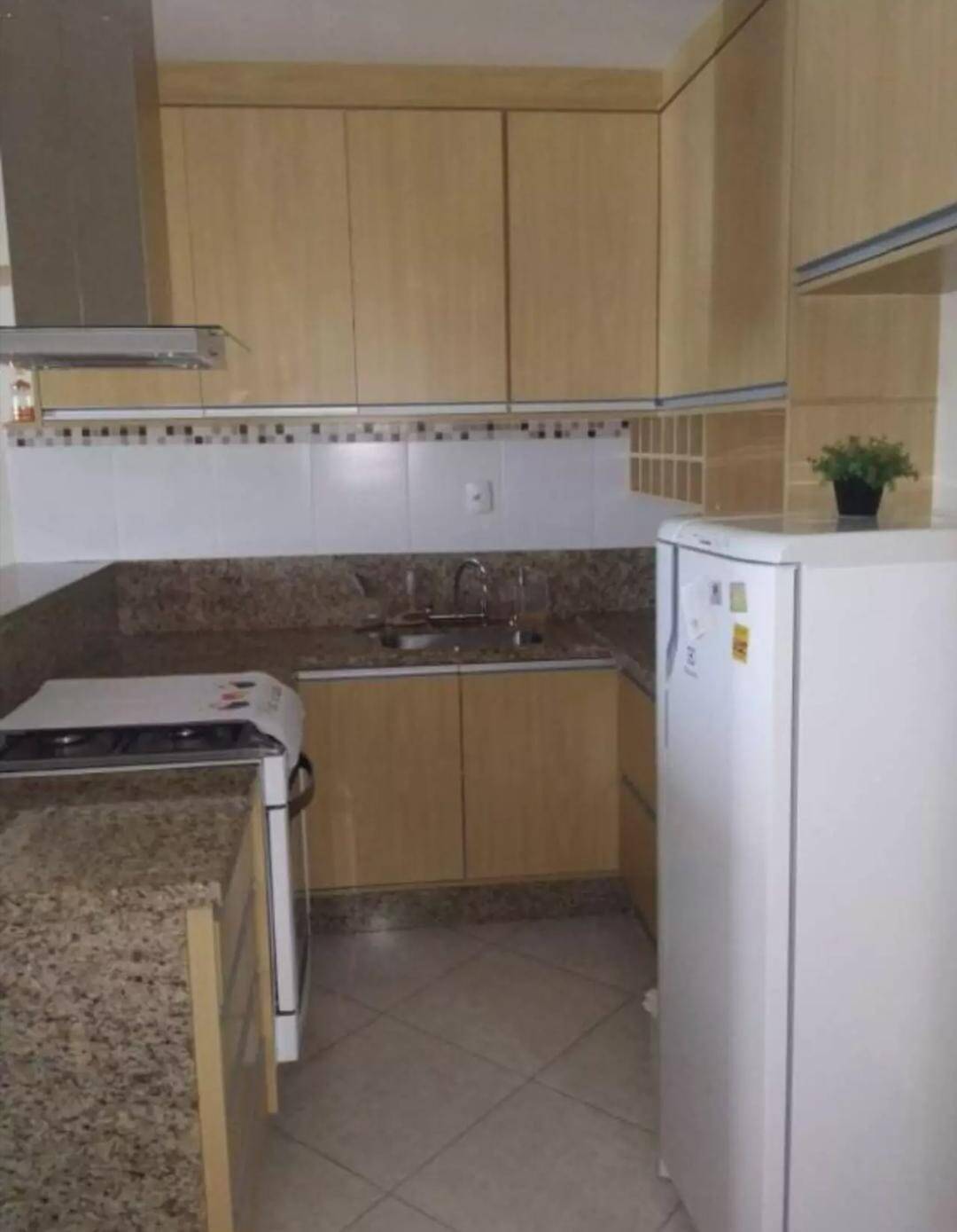 Apartamento para alugar com 1 quarto, 70m² - Foto 3