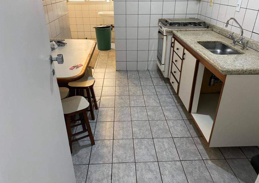 Apartamento para alugar com 3 quartos, 85m² - Foto 16