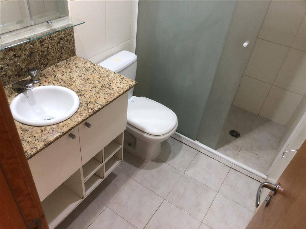 Apartamento para alugar com 2 quartos, 84m² - Foto 11