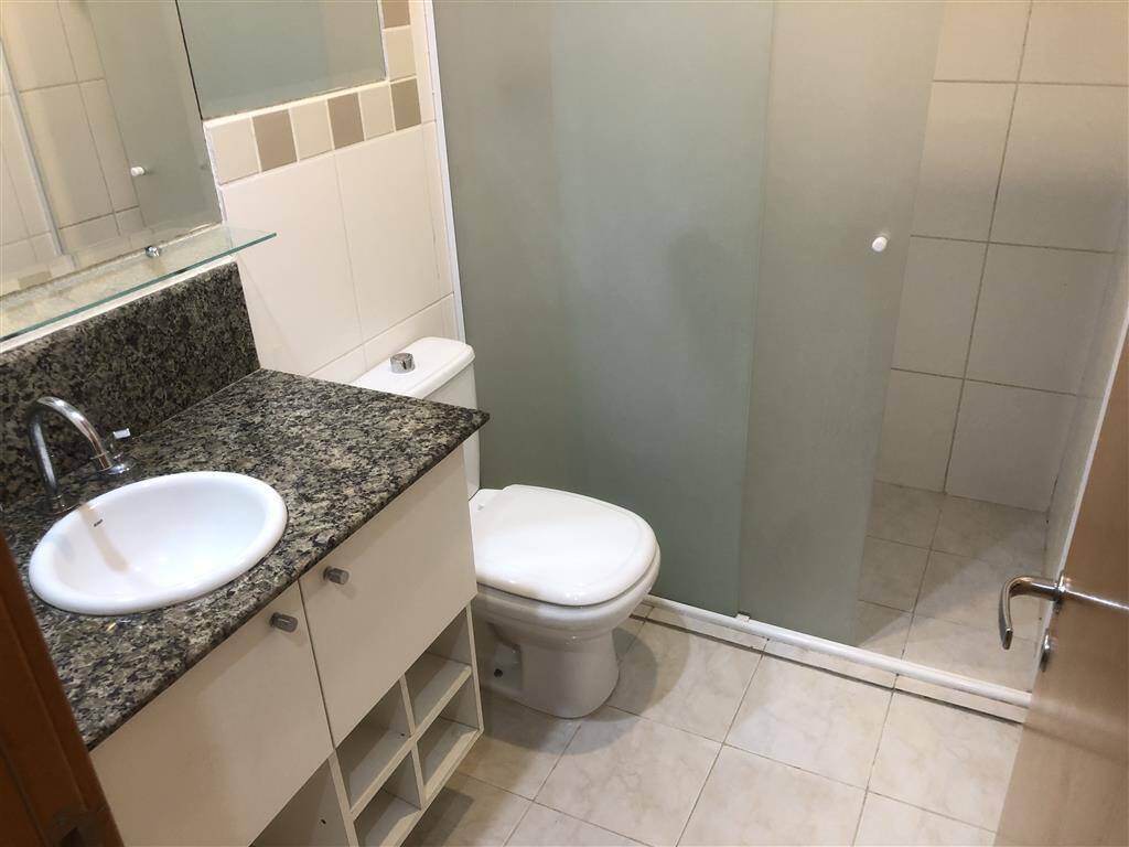 Apartamento para alugar com 2 quartos, 84m² - Foto 12