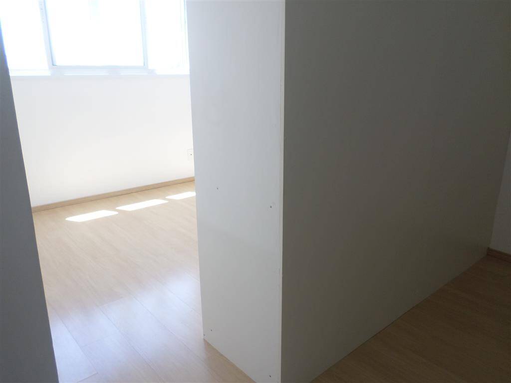 Apartamento para alugar com 1 quarto, 31m² - Foto 7