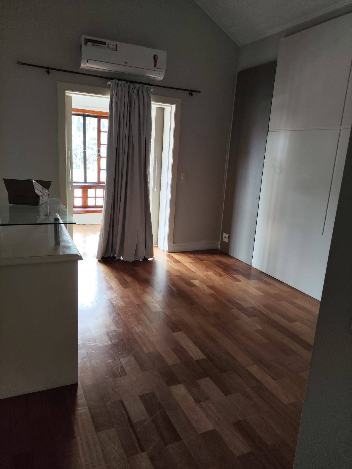 Casa para alugar com 3 quartos, 360m² - Foto 9