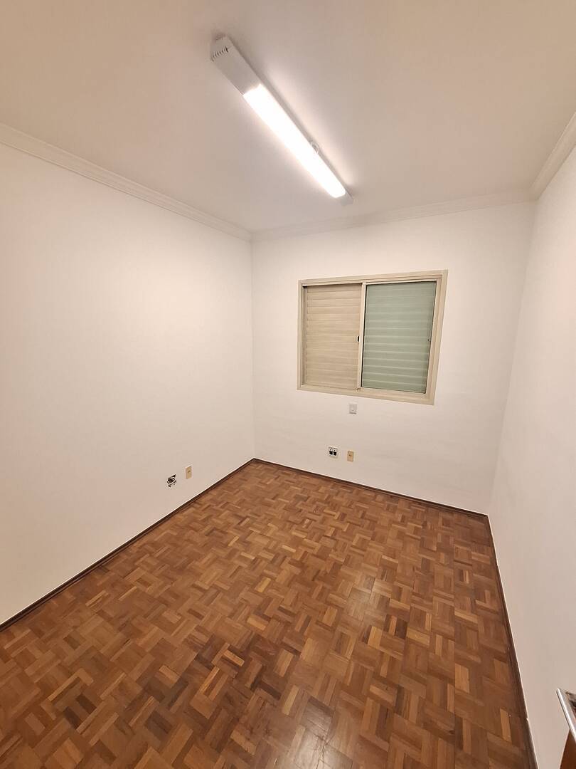 Apartamento à venda com 2 quartos, 57m² - Foto 2