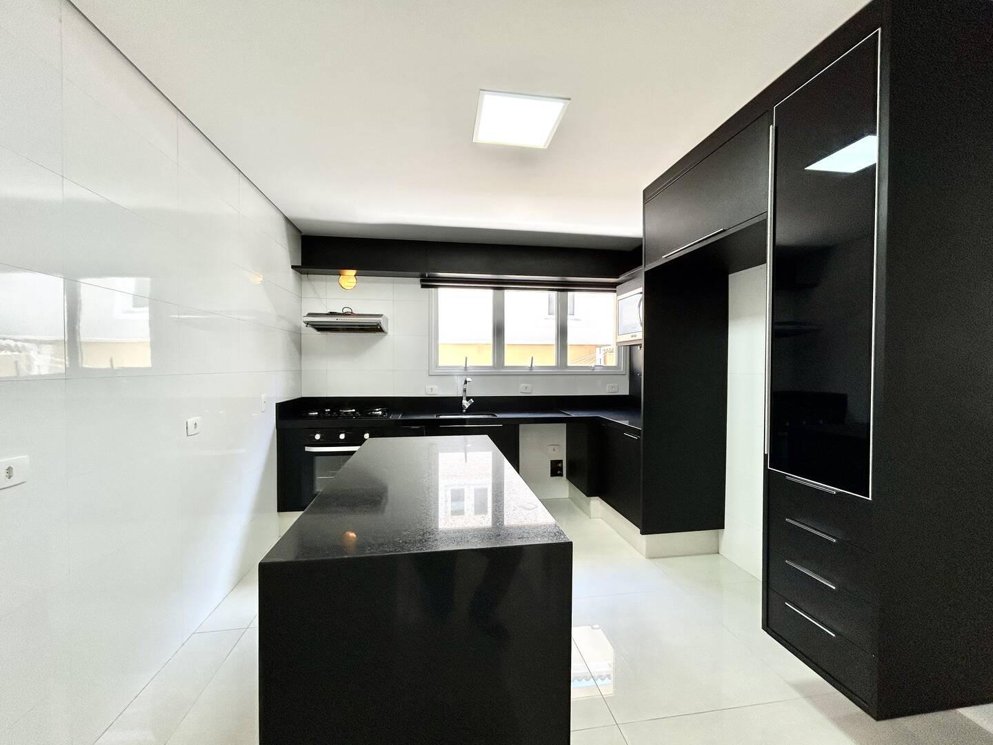 Casa à venda com 4 quartos, 382m² - Foto 36