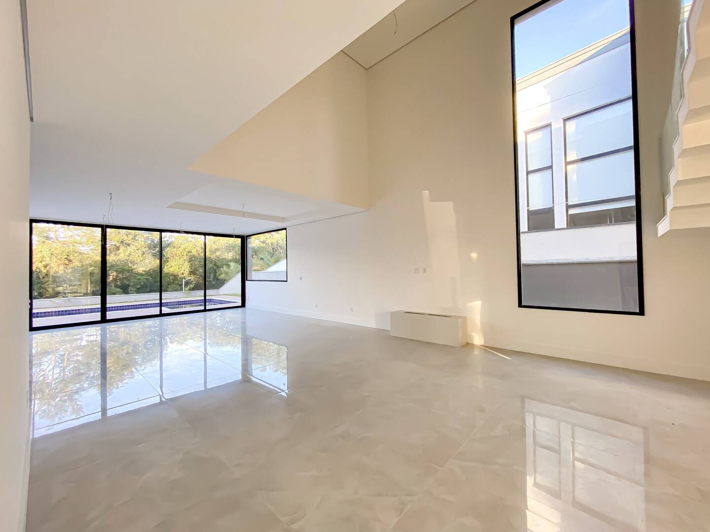 Casa à venda com 4 quartos, 372m² - Foto 15