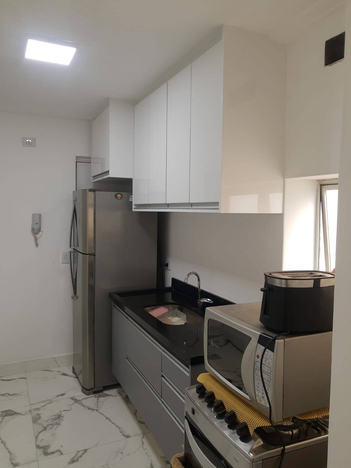 Apartamento à venda com 3 quartos, 83m² - Foto 4