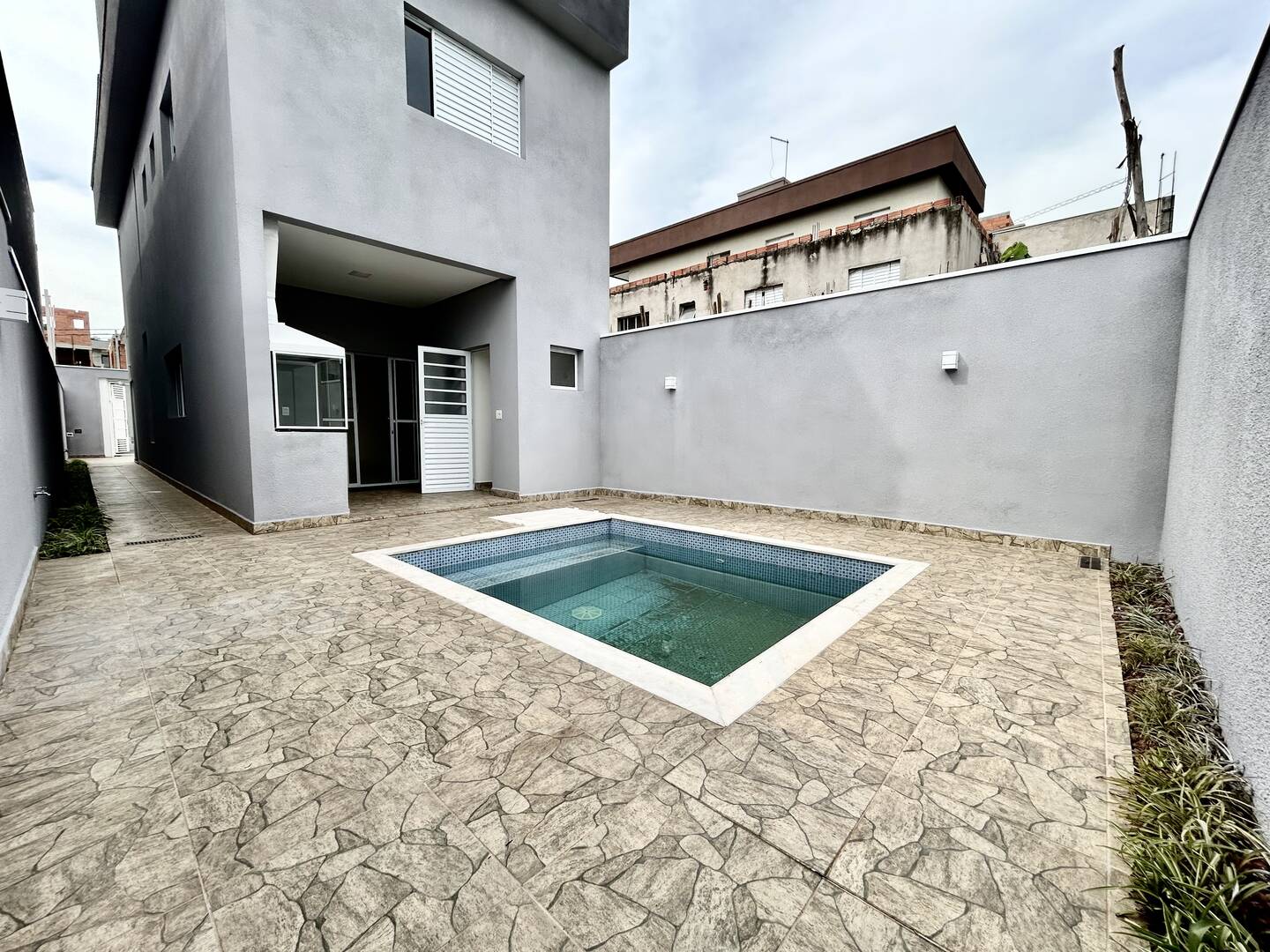 Casa à venda com 2 quartos, 125m² - Foto 17