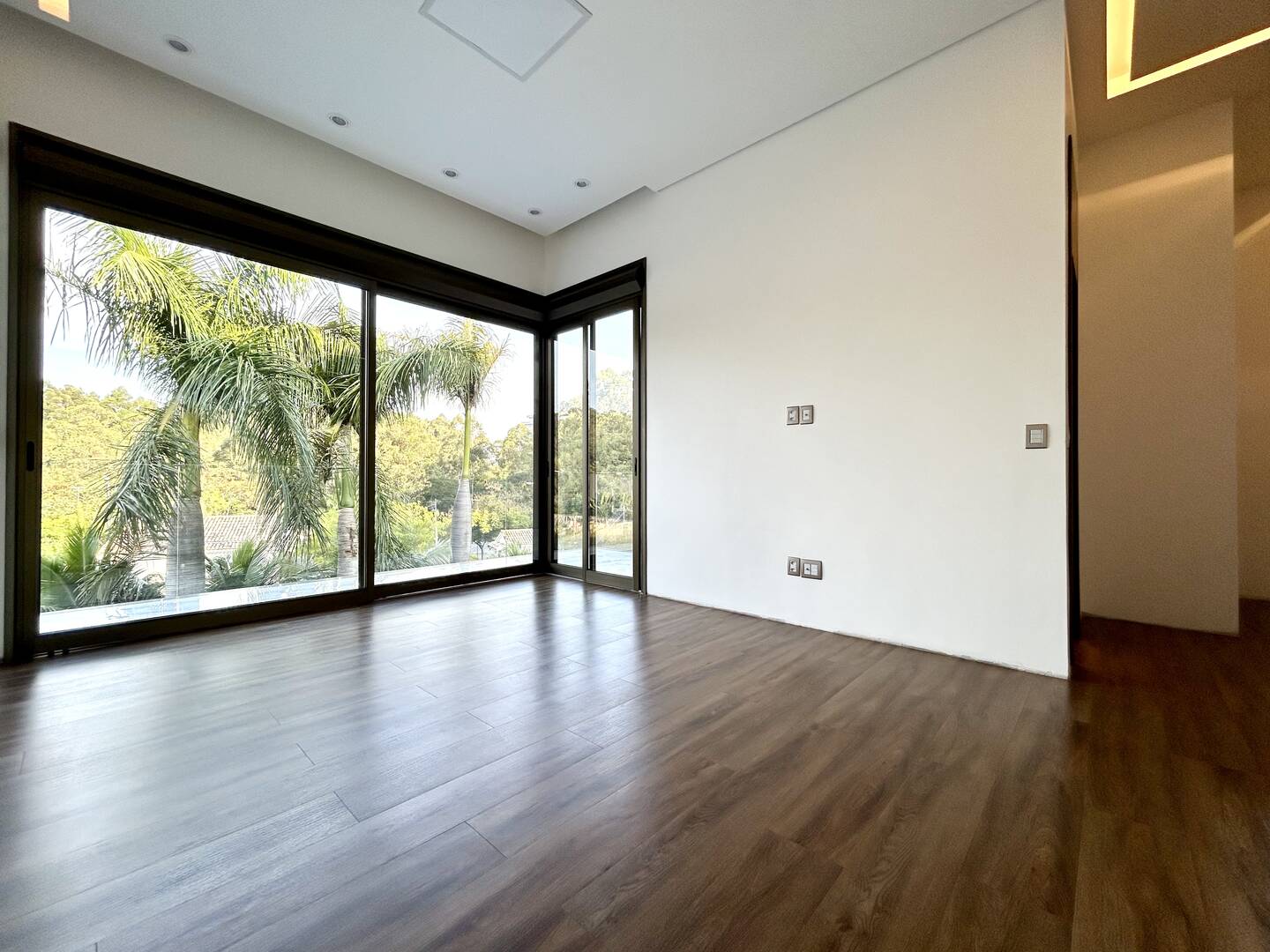 Casa à venda com 4 quartos, 320m² - Foto 7