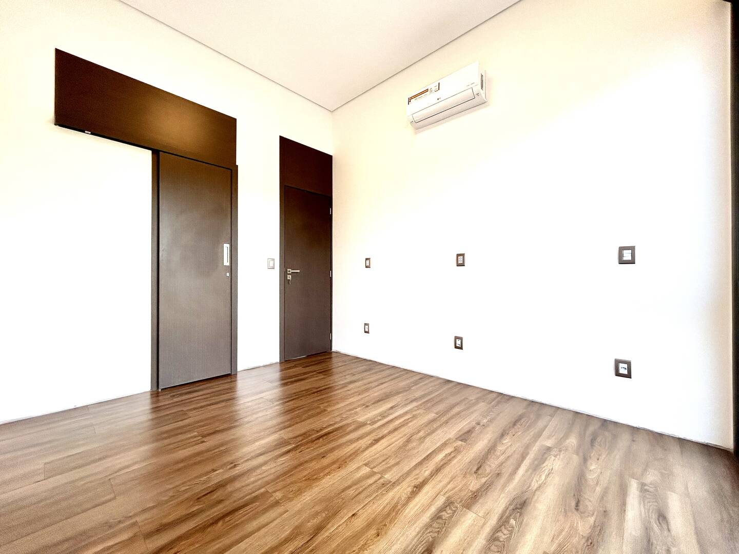 Casa à venda com 4 quartos, 320m² - Foto 56