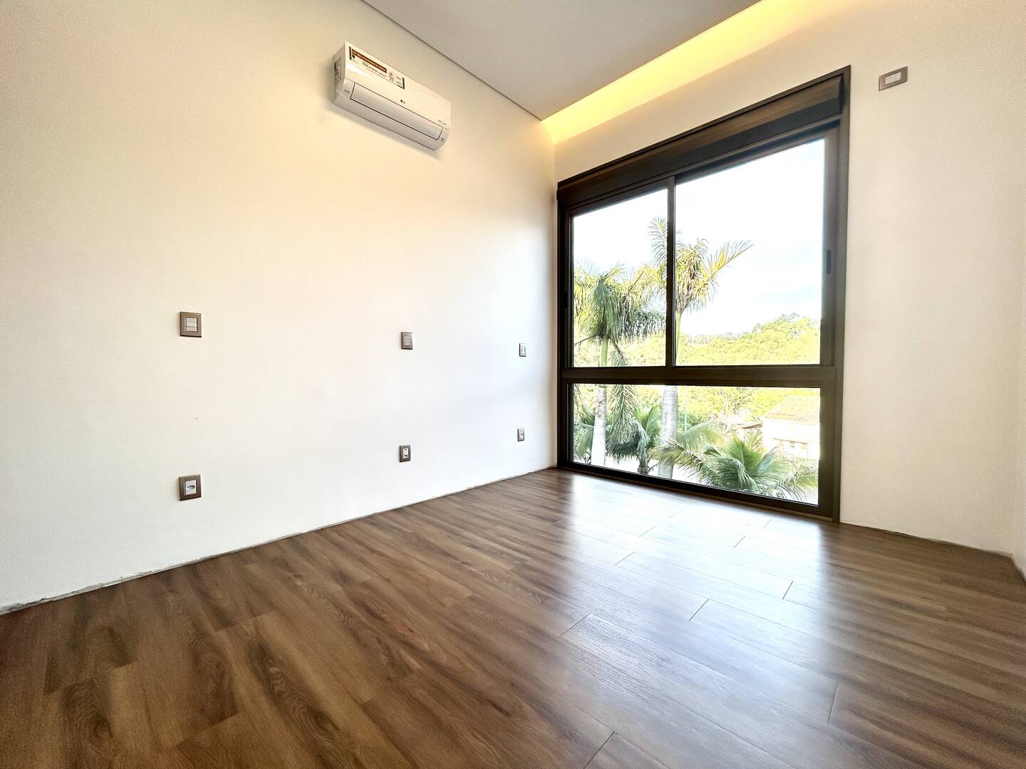 Casa à venda com 4 quartos, 320m² - Foto 57