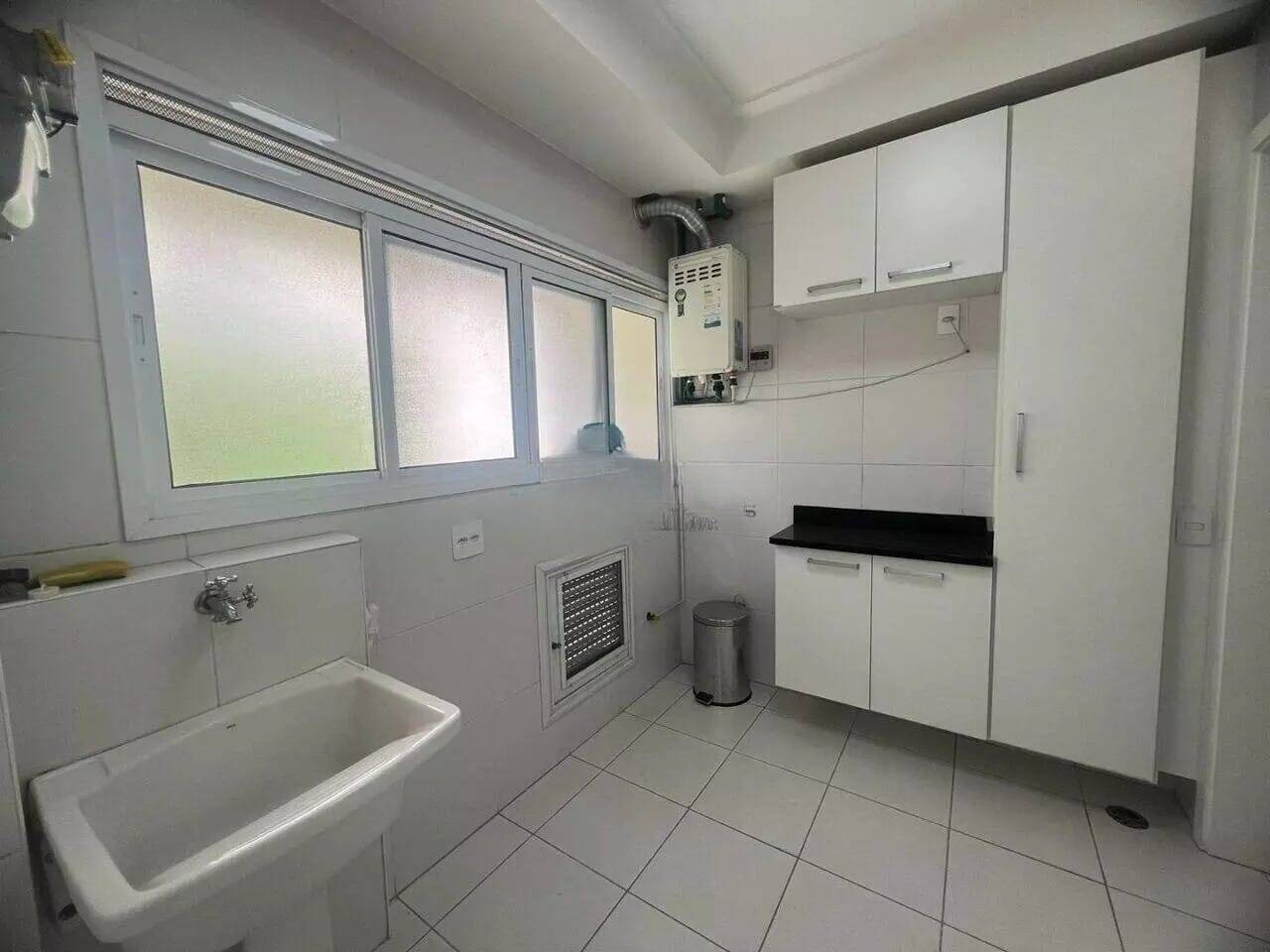 Apartamento à venda com 3 quartos, 220m² - Foto 15