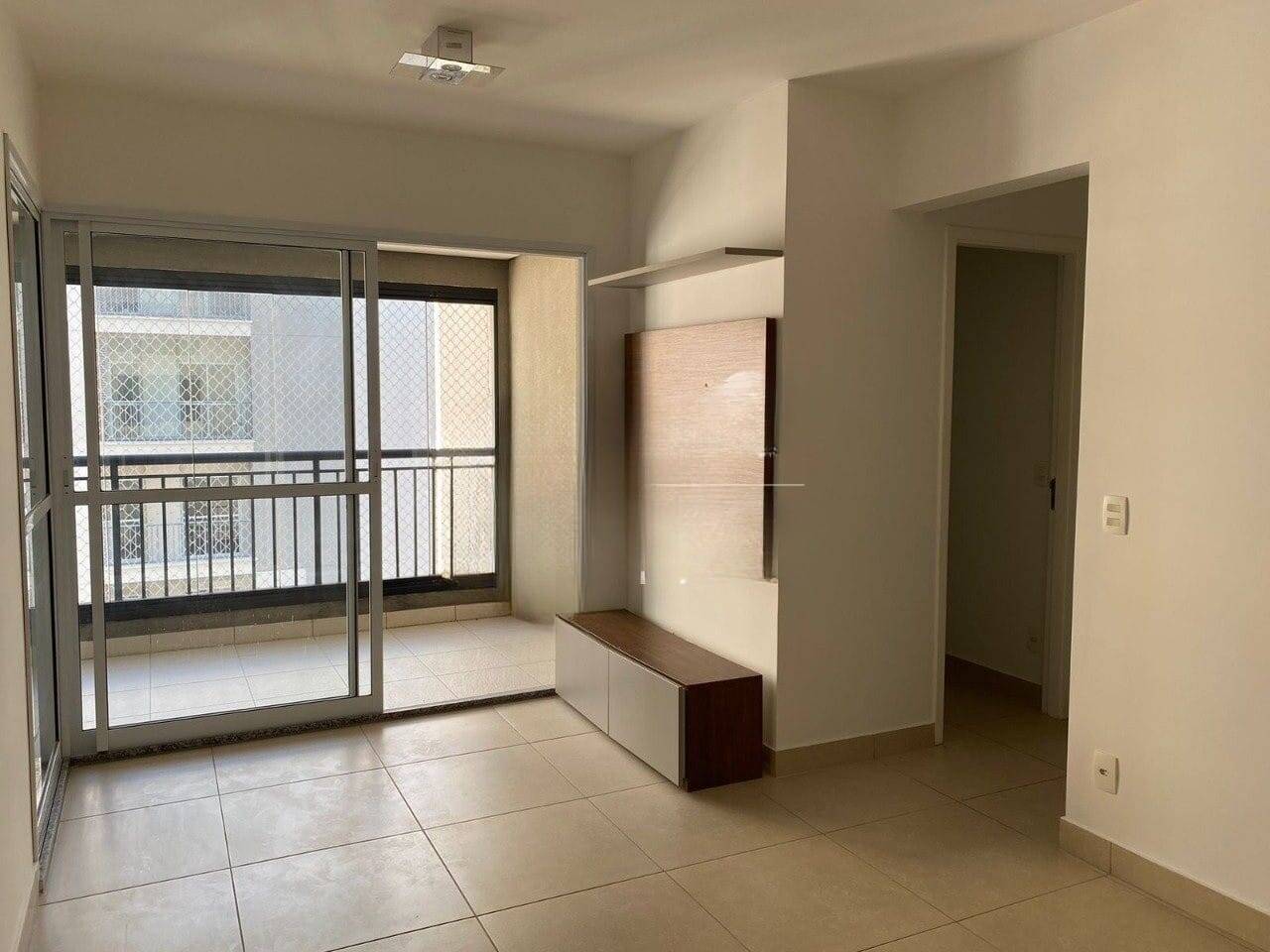 Apartamento para alugar com 2 quartos, 64m² - Foto 4