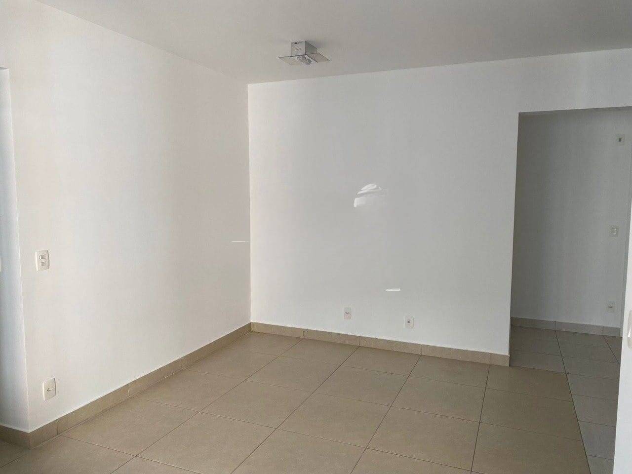 Apartamento para alugar com 2 quartos, 64m² - Foto 11