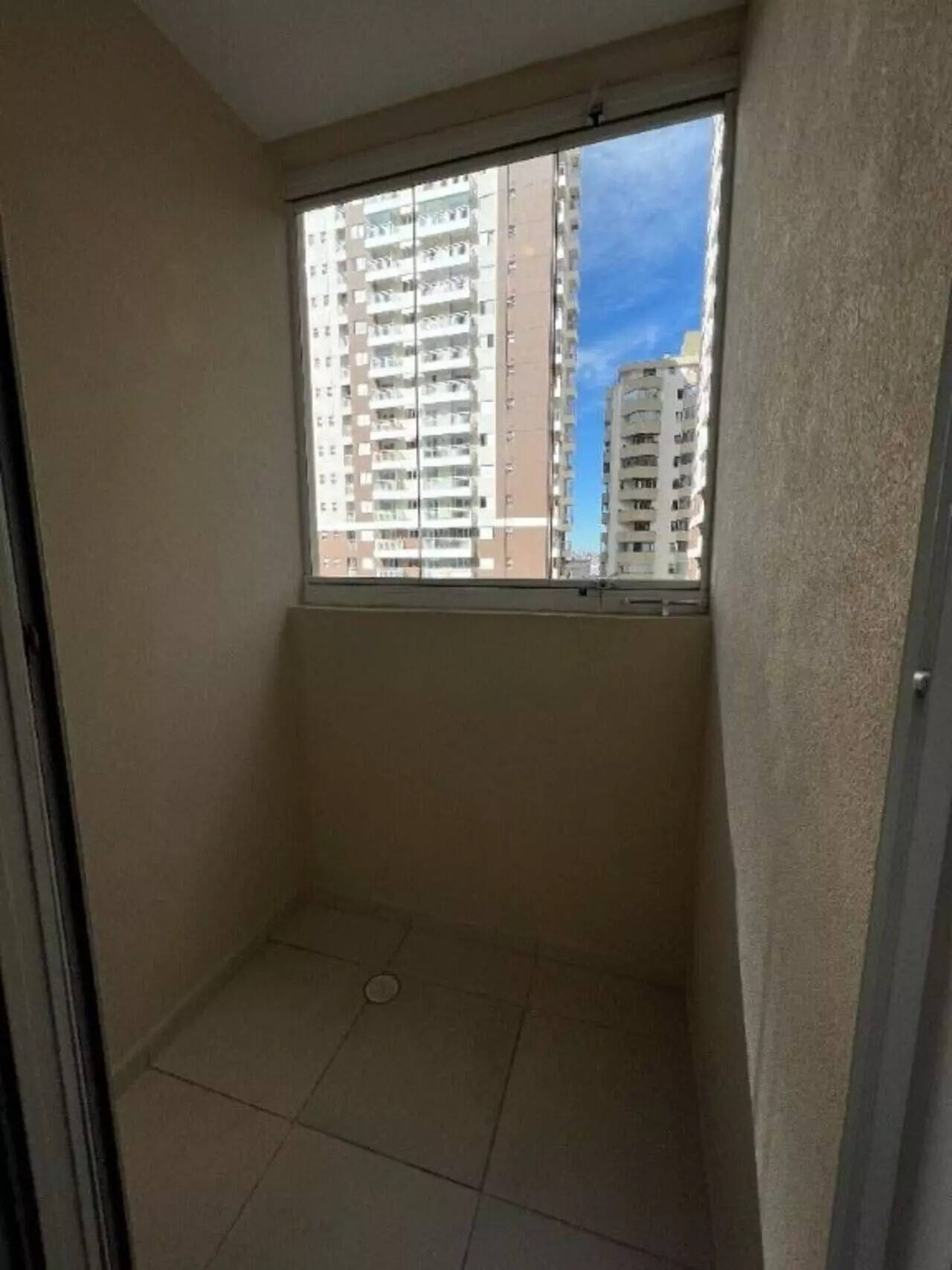 Apartamento para alugar com 2 quartos, 82m² - Foto 2