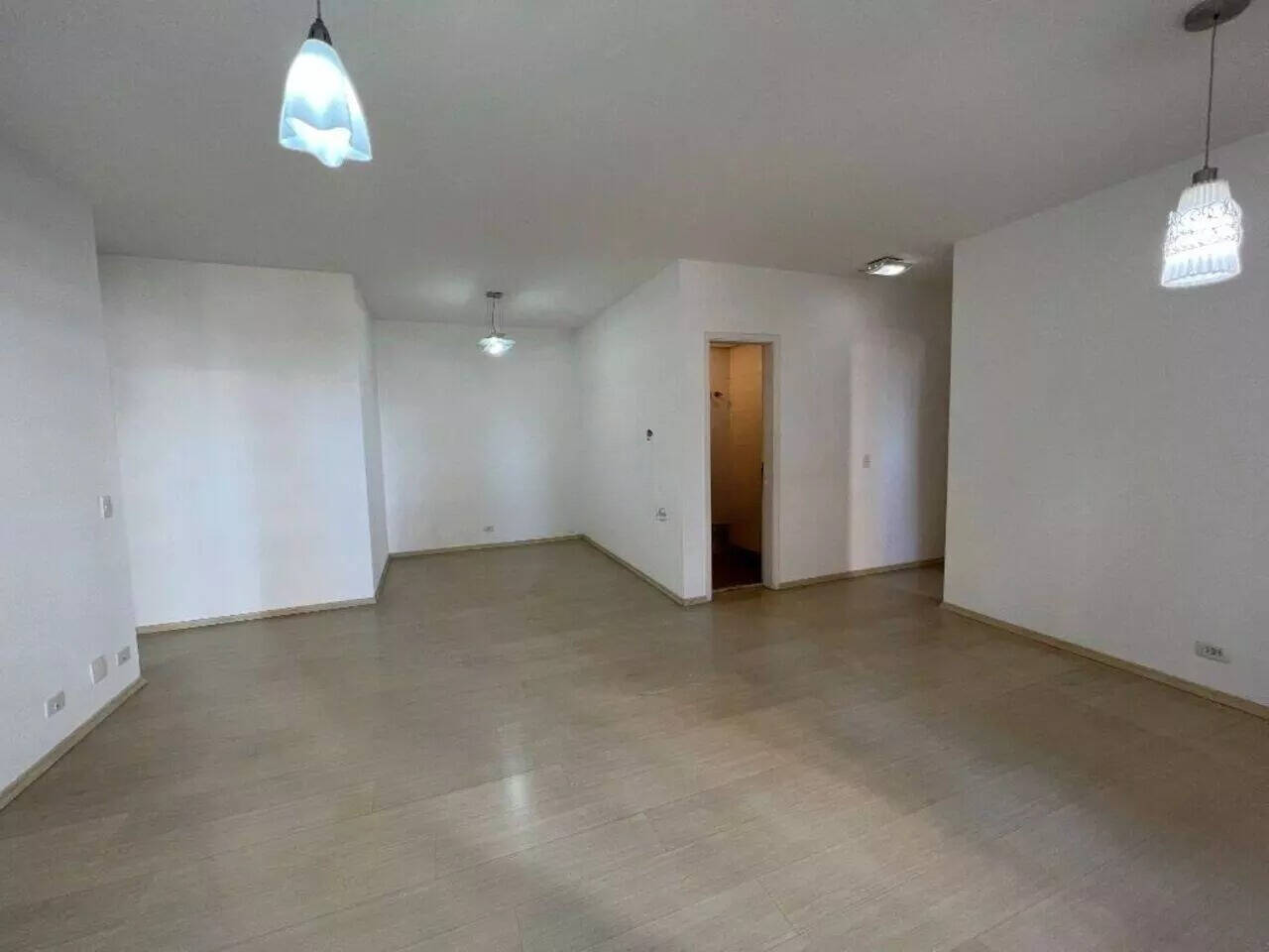 Apartamento para alugar com 2 quartos, 82m² - Foto 3