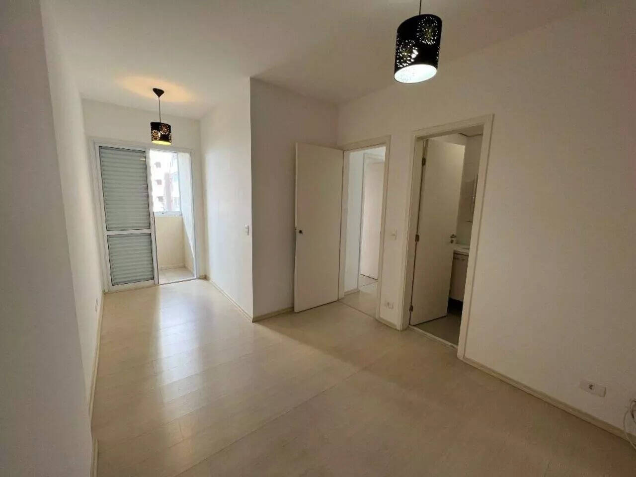 Apartamento para alugar com 2 quartos, 82m² - Foto 4