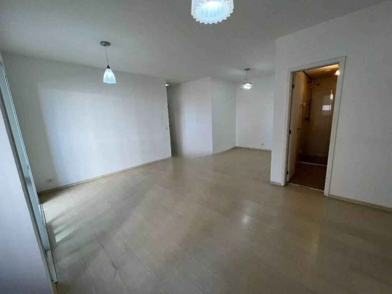 Apartamento para alugar com 2 quartos, 82m² - Foto 7