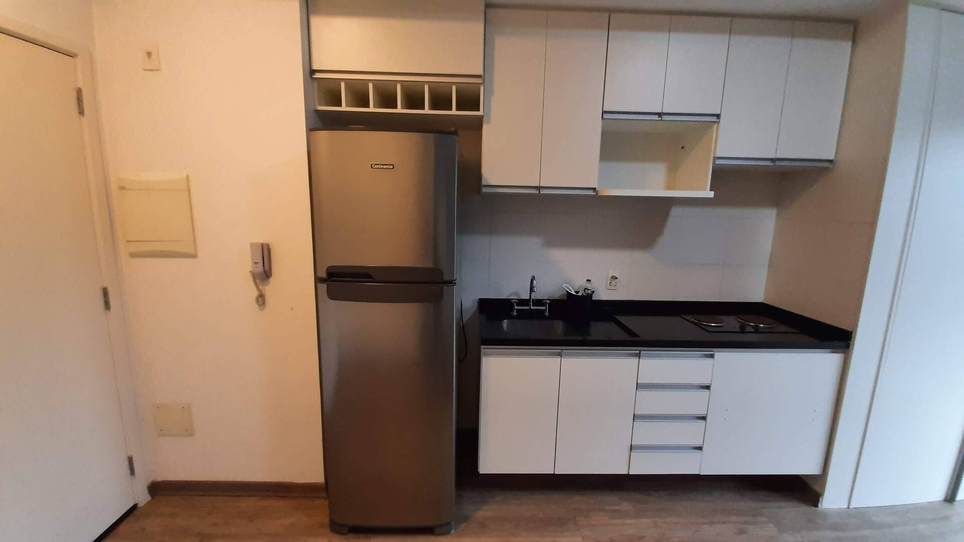 Apartamento para alugar com 1 quarto, 50m² - Foto 24