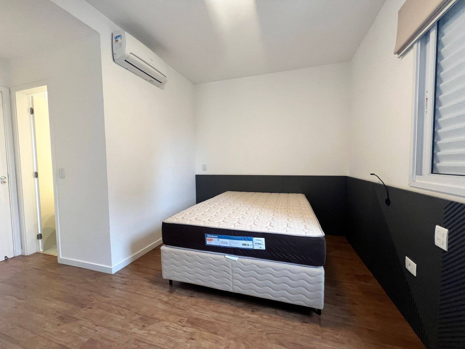 Apartamento para alugar com 3 quartos, 176m² - Foto 11