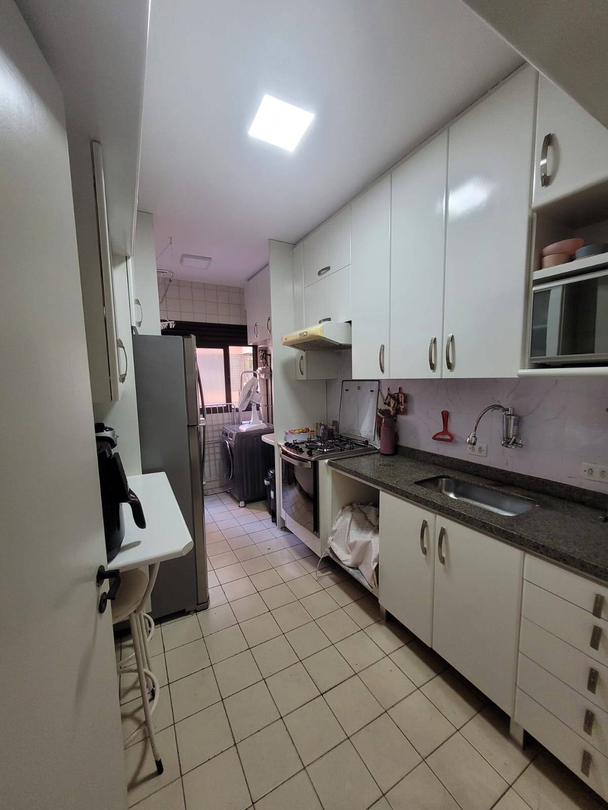 Apartamento à venda com 3 quartos, 80m² - Foto 6