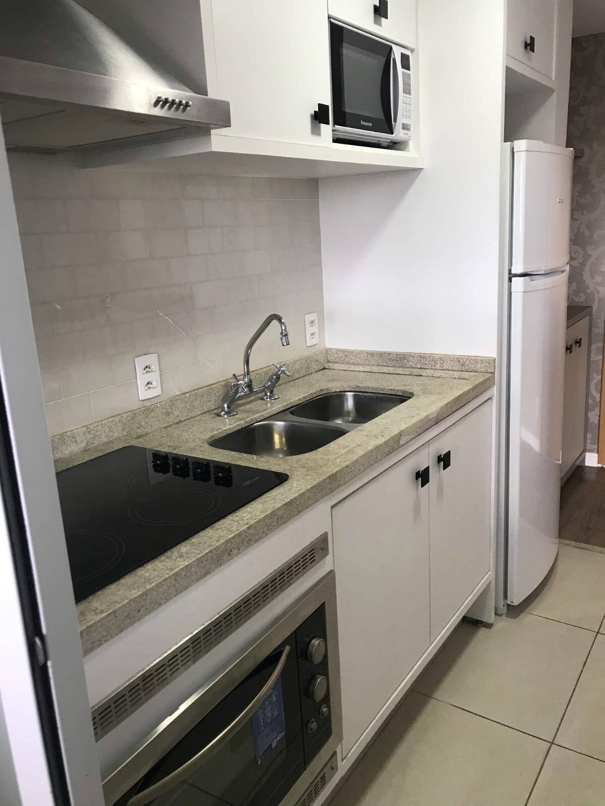 Apartamento à venda e aluguel com 1 quarto, 50m² - Foto 6