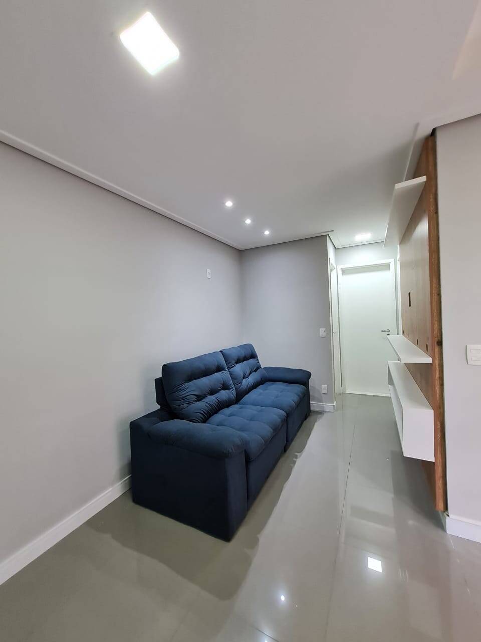 Apartamento à venda e aluguel com 2 quartos, 62m² - Foto 2