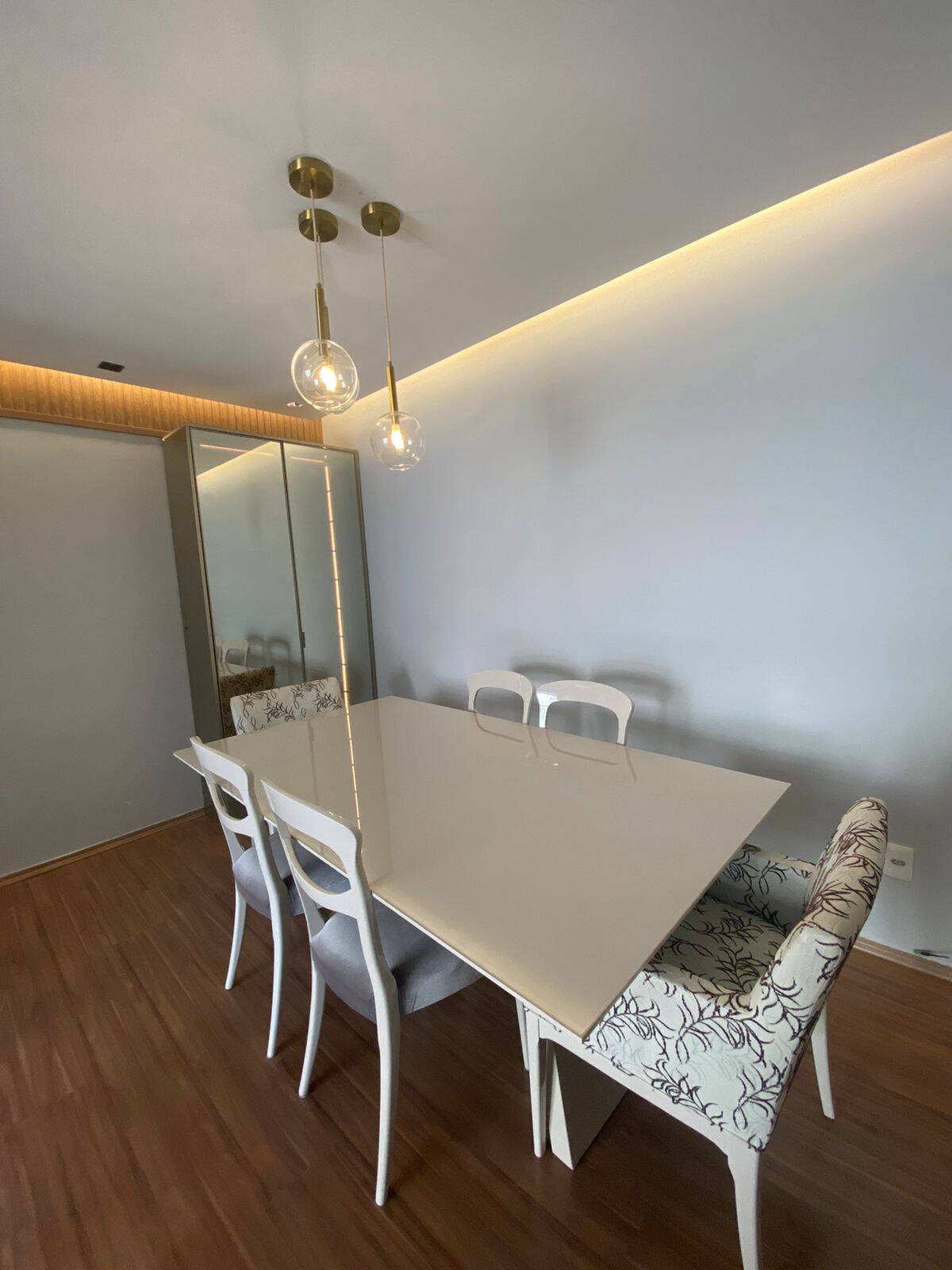 Apartamento para alugar com 3 quartos, 86m² - Foto 2