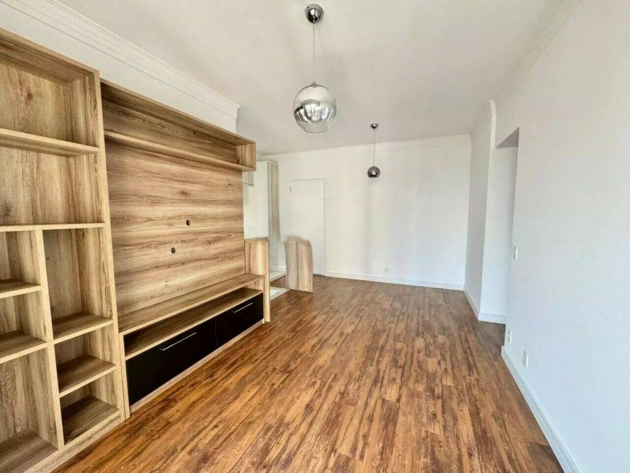 Apartamento para alugar com 1 quarto, 50m² - Foto 4