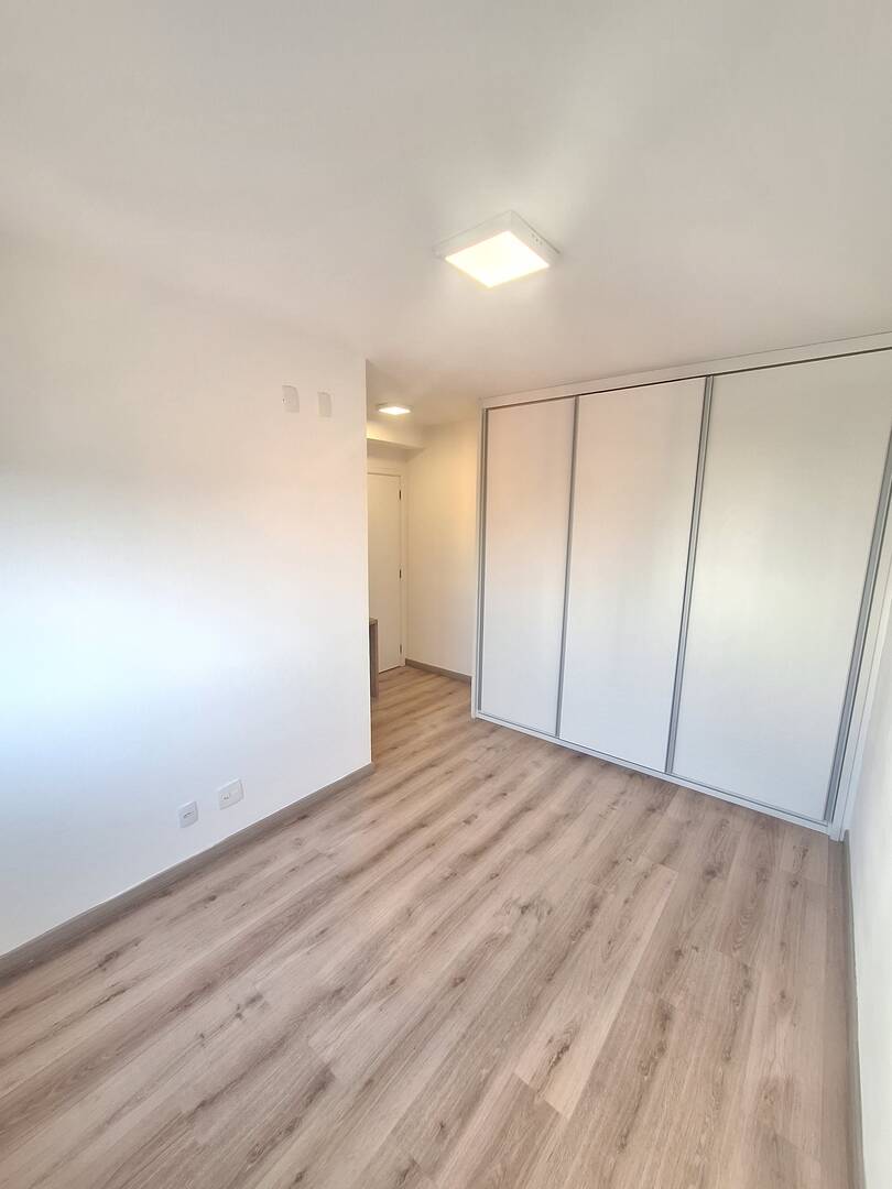 Apartamento para alugar com 2 quartos, 62m² - Foto 7