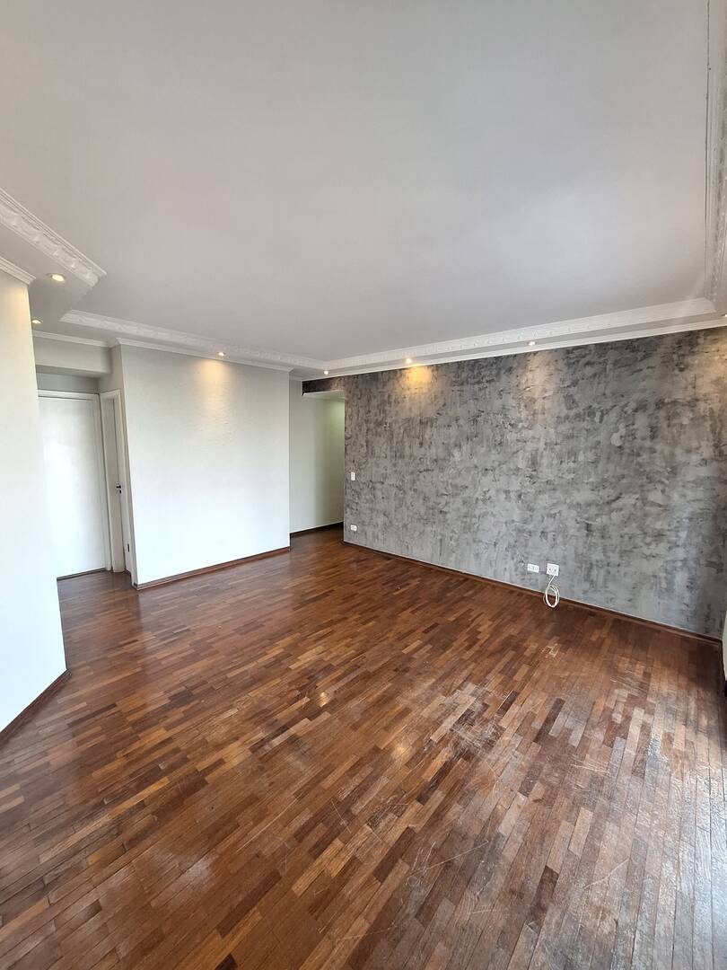 Apartamento para alugar com 3 quartos, 75m² - Foto 4