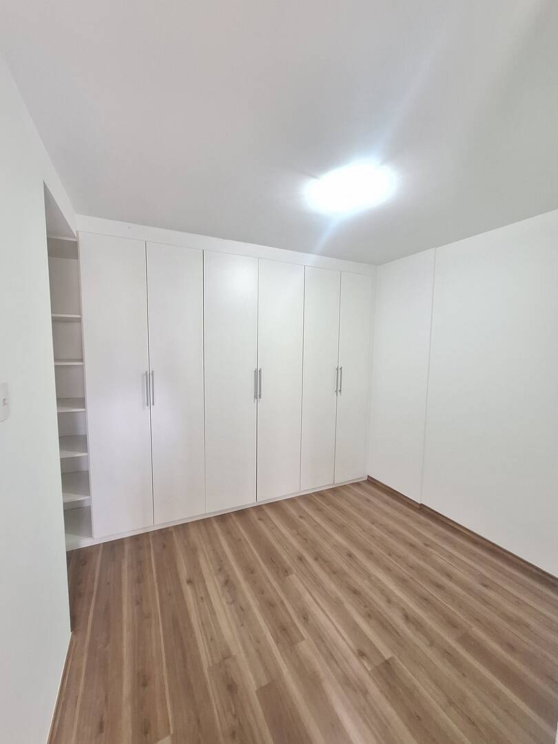 Apartamento para alugar com 2 quartos, 63m² - Foto 10