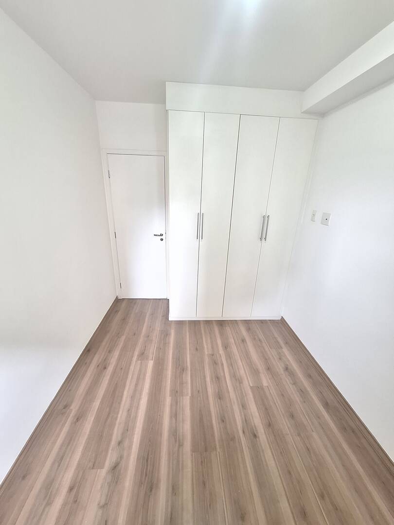 Apartamento para alugar com 2 quartos, 63m² - Foto 11