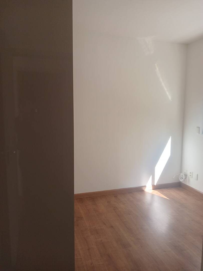 Apartamento para alugar com 2 quartos, 65m² - Foto 16