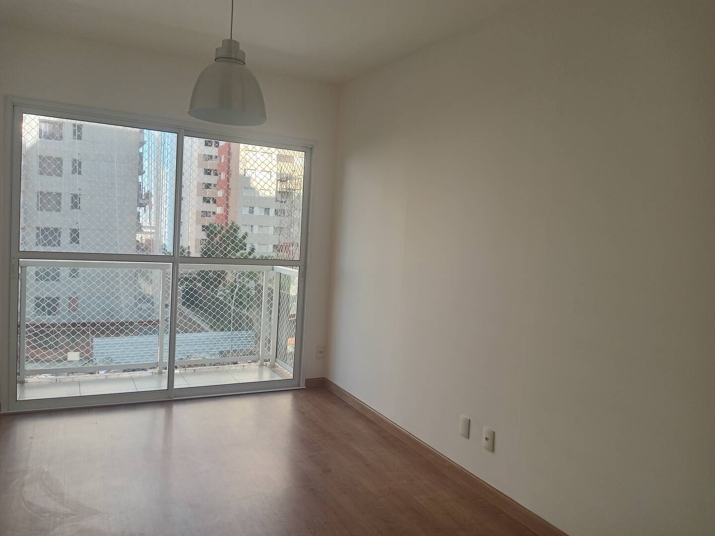 Apartamento para alugar com 2 quartos, 65m² - Foto 5