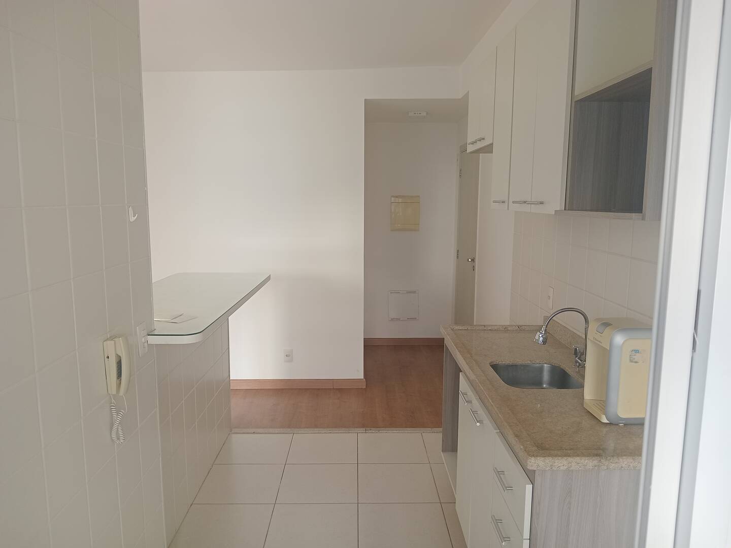 Apartamento para alugar com 2 quartos, 65m² - Foto 7